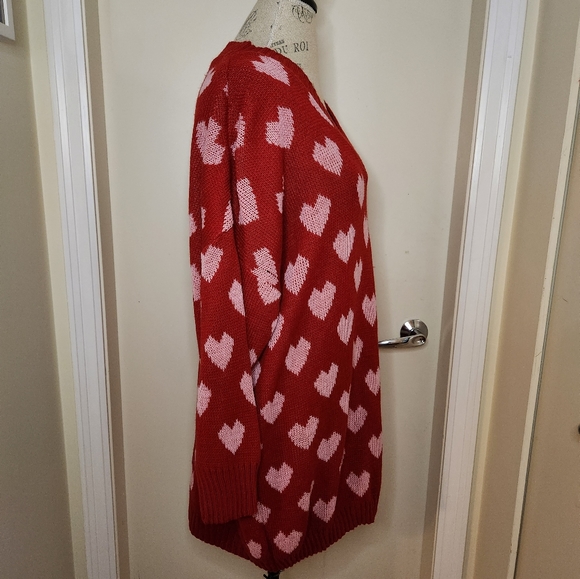 Boohoo Red and Pink Heart V-Neck Sweater - Picture 4 of 9
